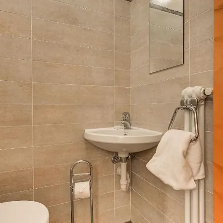 Alpes Iv - Alpes Travel - *